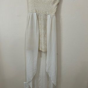 Agaci white/champaigne  color dress size large